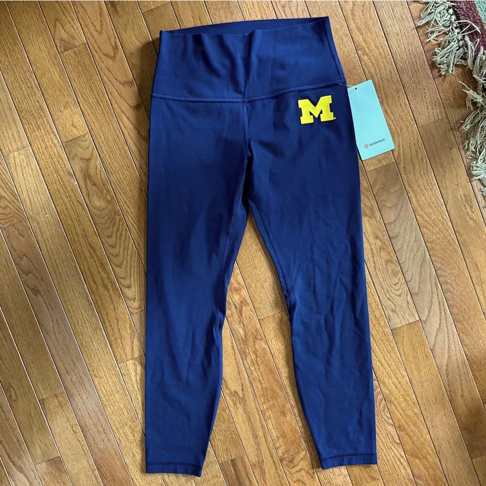 LULULEMON X MICHIGAN True Navy Align Leggings